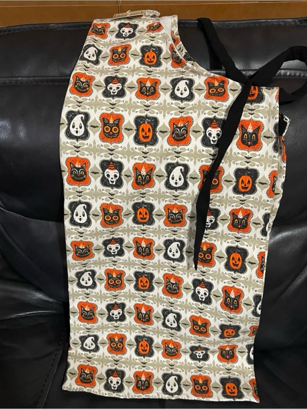 Halloween Johanna Parker Apron